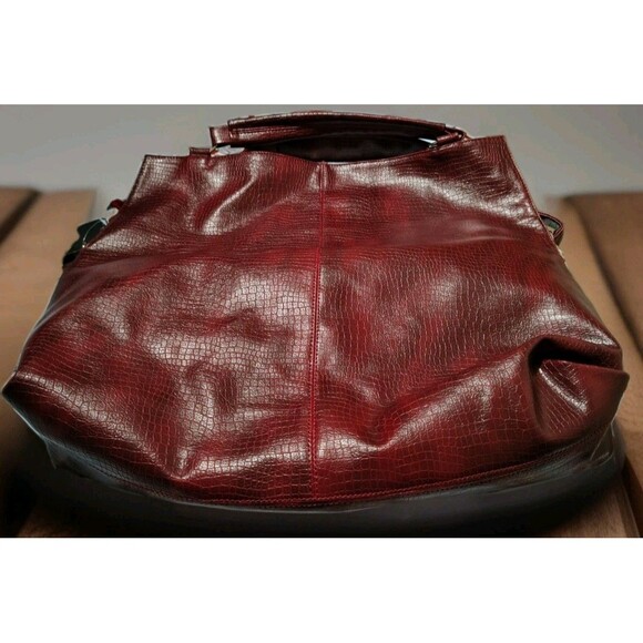 SISY Large Handbag Burgundy Zip Pockets Nwt - Picture 9 of 15